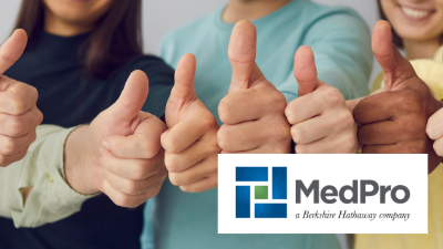 poto of people giving thumbs up sign depicting MDIS News-Satisfaction